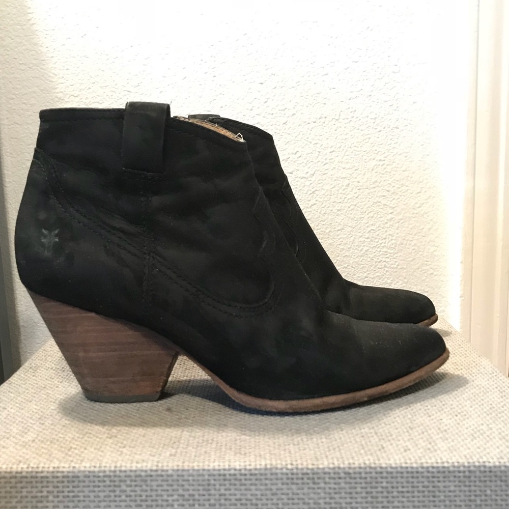 Frye “reina” bootie